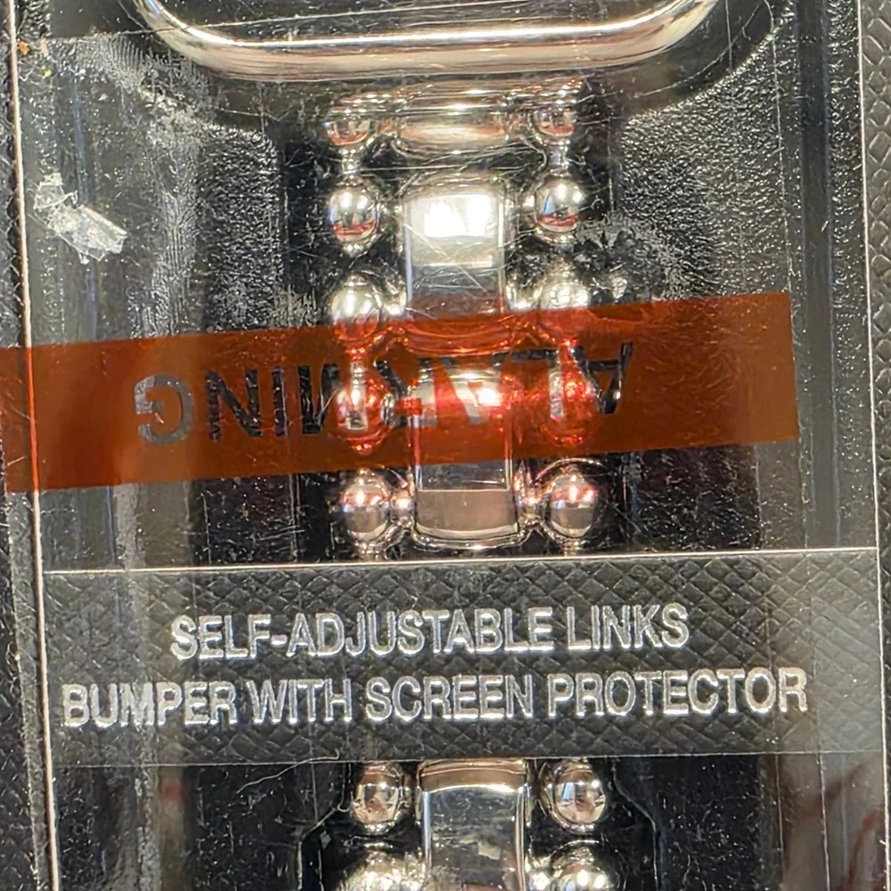 BCBGMAXAZRIA Silver Apple Watch Band 38/40/41mm & 40mm Bumper Screen Protector